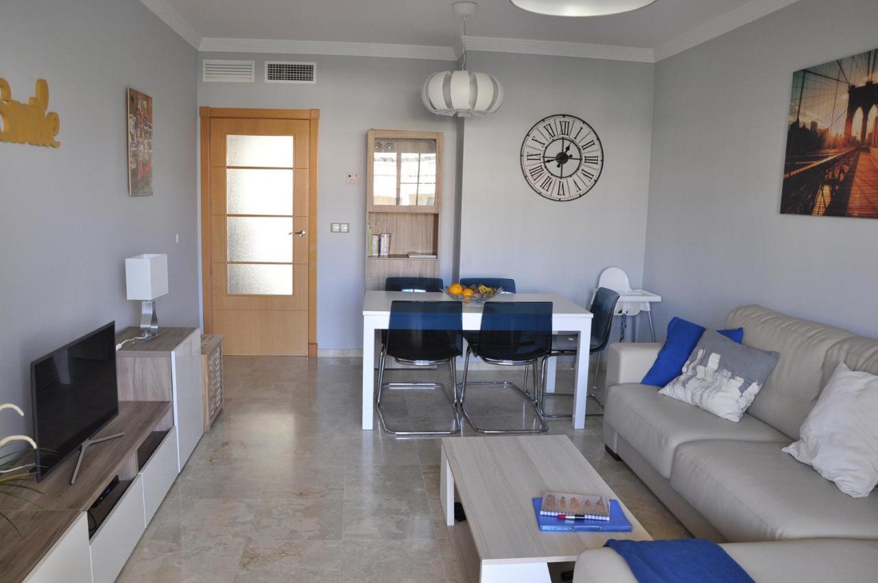 2201-Lovely 2 Bedrooms With Terrace And Pool マニルバ エクステリア 写真